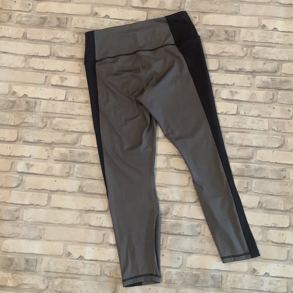 Banana Republic Leggings - Picture 4 of 6